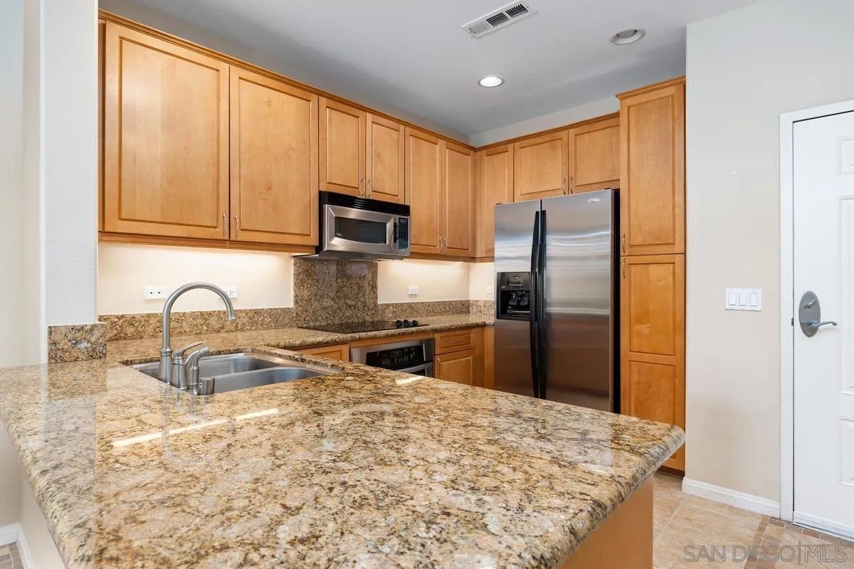 3877 Pell Place 429