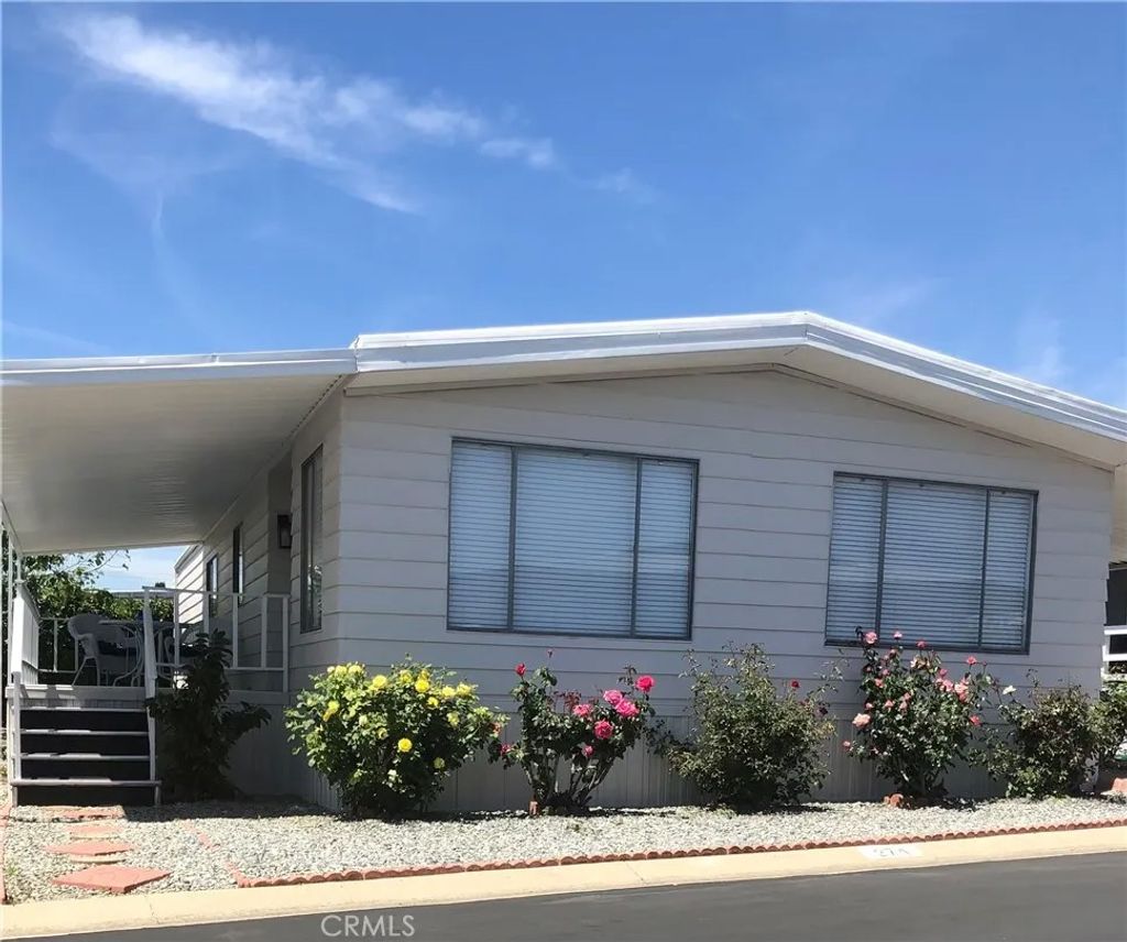 Photo of 10210 Baseline Rd, Rancho Cucamonga, CA 91701 (MLS # IV25266948)