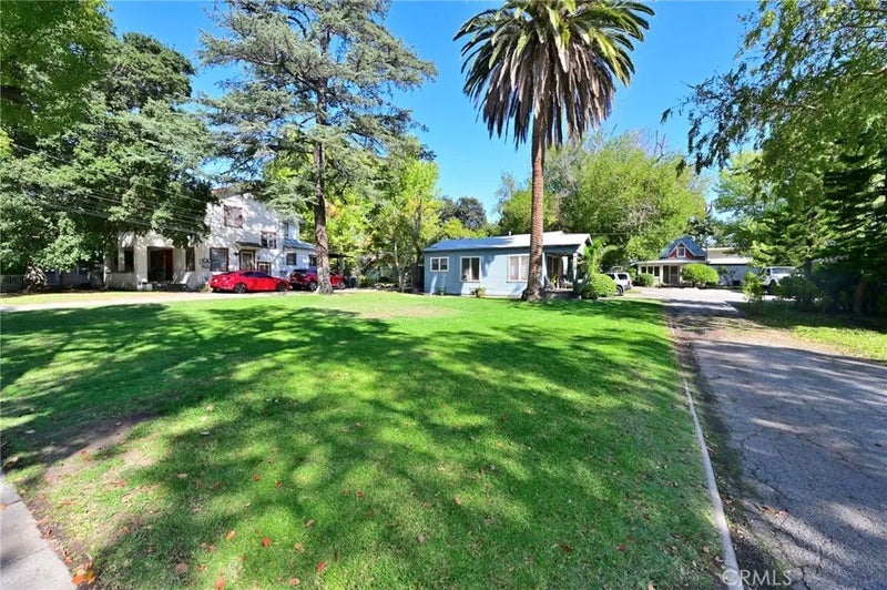 542 N Madison