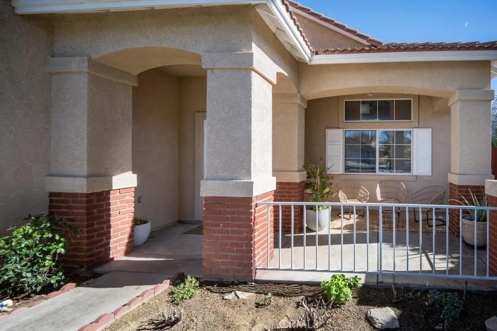 45664 Balmoral Court