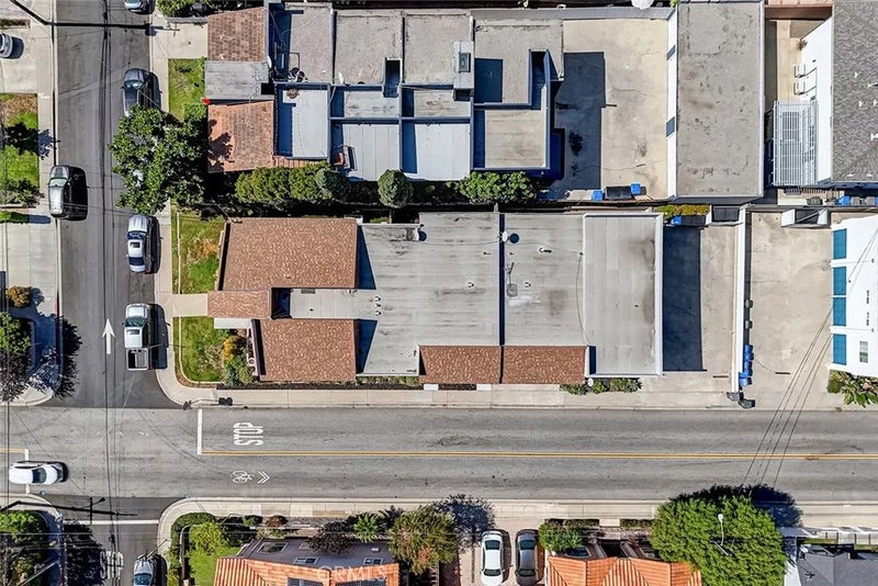 2123 Harriman Lane