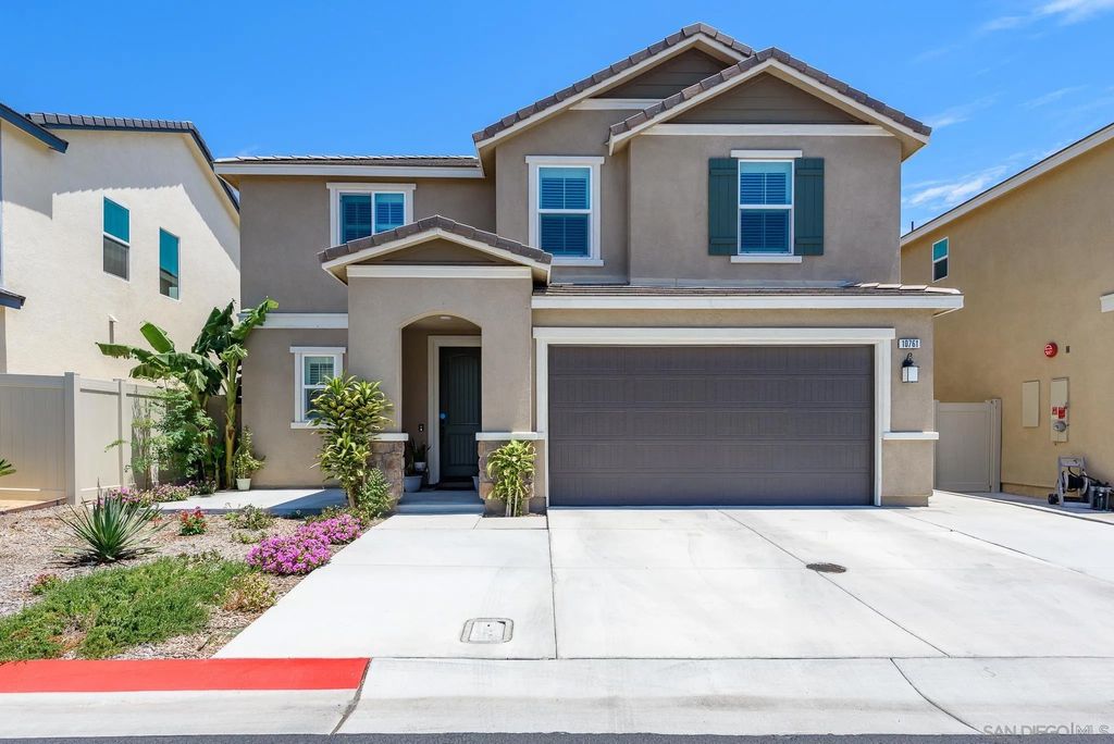 Photo of 10761 Ensworth Way, Spring Valley, CA 91978 (MLS # 2600496)