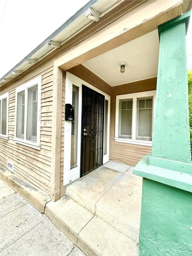 272 Thorne Street