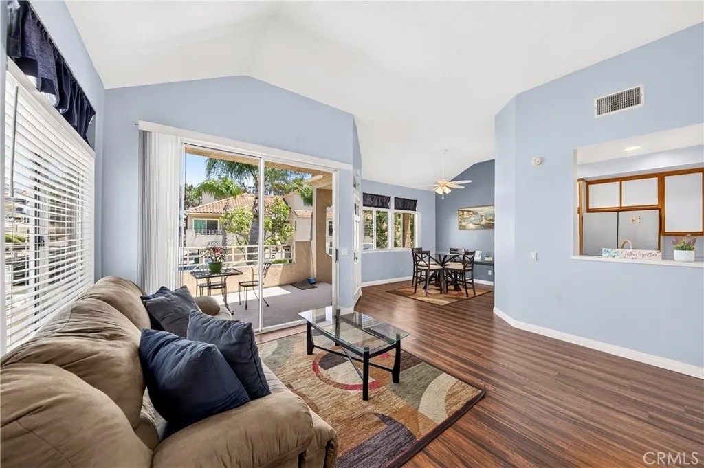 3140 Castelar Court 201