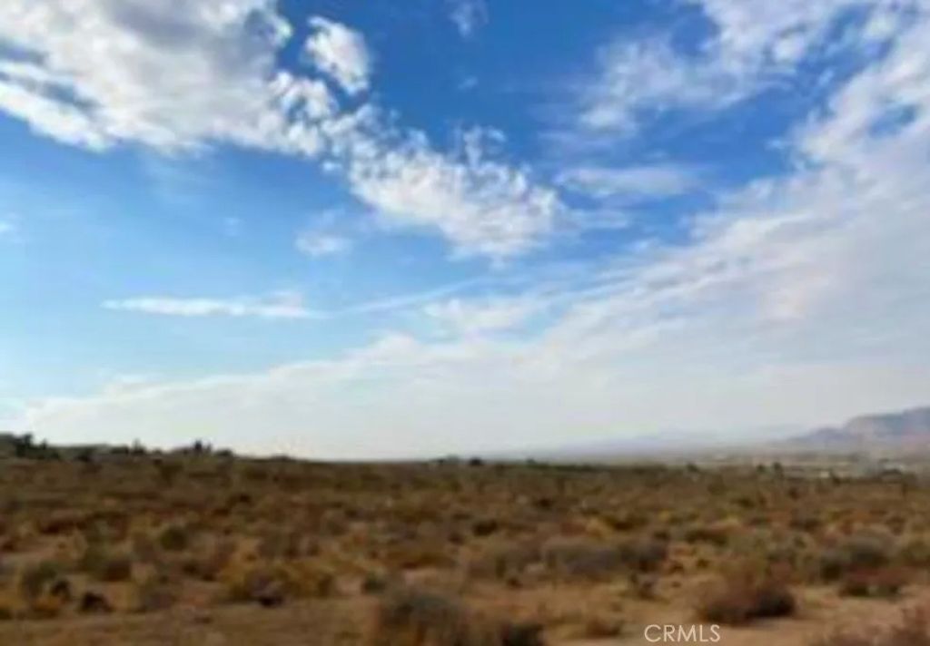 Photo of 0 Sutter, Apple Valley, CA 92308 (MLS # HD26051203)