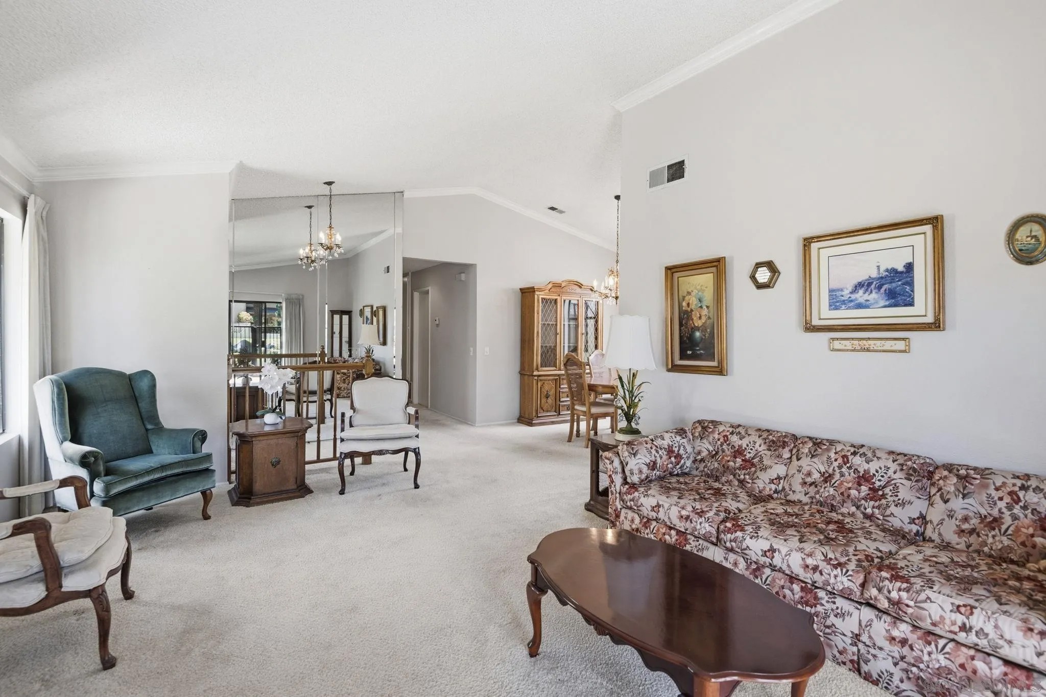 1260 N Lighthouse