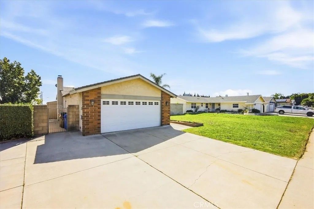 Photo of 10155 Norwick Street, Rancho Cucamonga, CA 91730 (MLS # WS26052058)