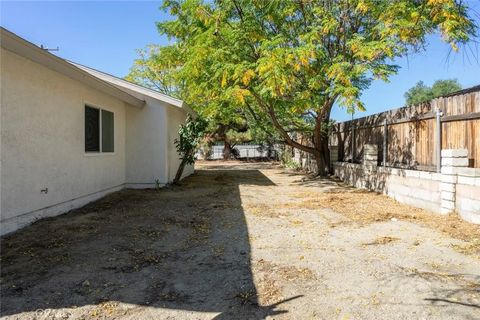 Tiny photo for 106 N Woodland Ave, Banning, CA 92220 (MLS # OC25248488)