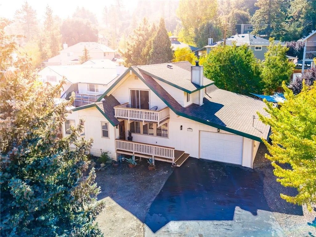 Photo of 5313 Basel Dr, Wrightwood, CA 92397 (MLS # IV25240465)