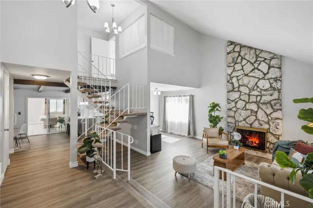 332 W 231st Street