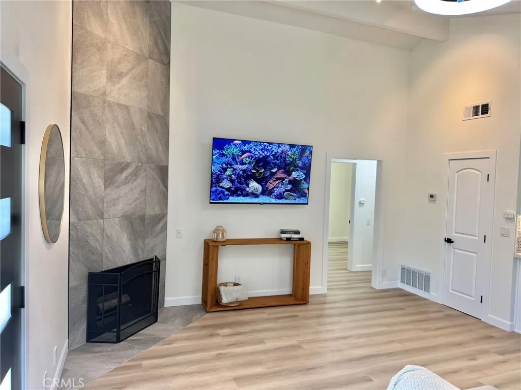 27181 Cedros