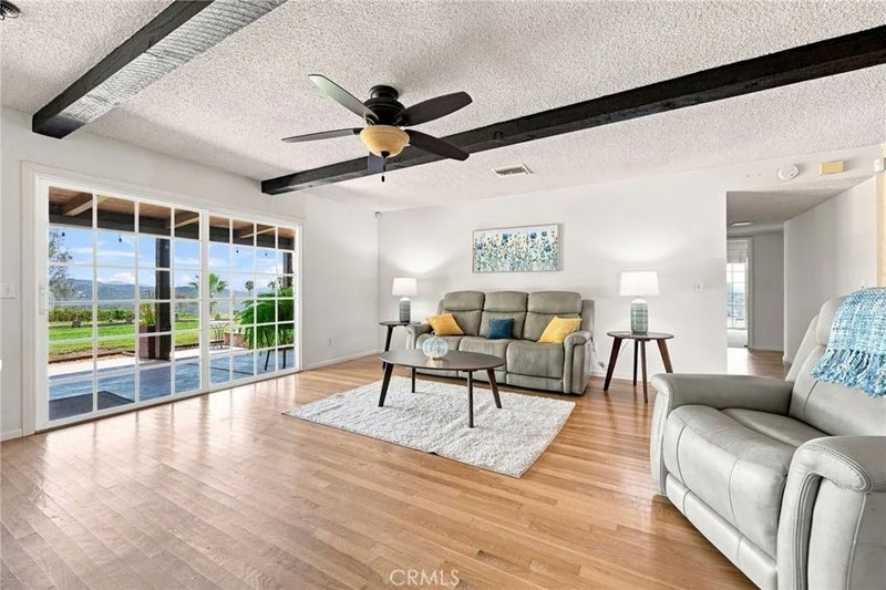 1229 Via Sendero