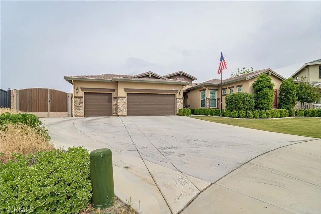 Photo of 701 Christensen Court, Bakersfield, CA 93314 (MLS # PI26070714)