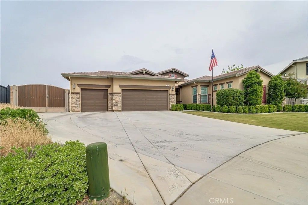 Photo of 701 Christensen Court, Bakersfield, CA 93314 (MLS # PI26070714)