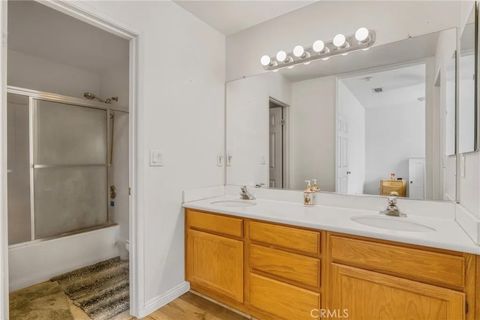 Tiny photo for 22754 Little Fall Court, Saugus, CA 91350 (MLS # SR25251925)