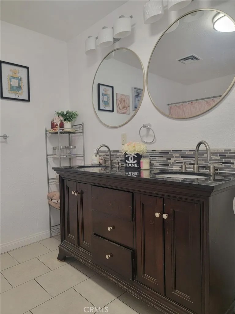 1298 W 23rd
