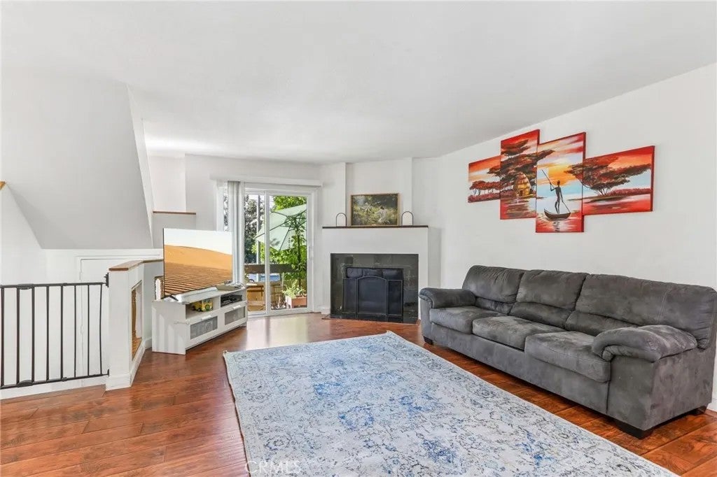 14201 Foothill Boulevard 17
