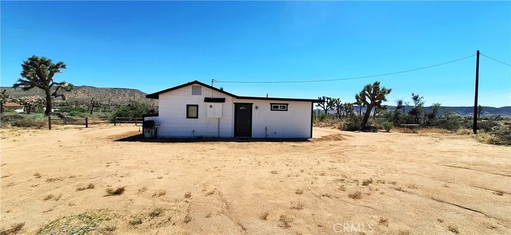 2210 Cottontail Road