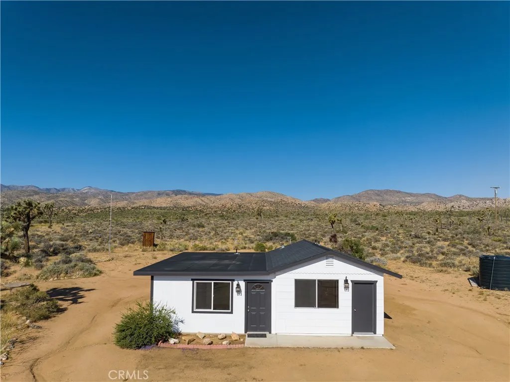 2210 Cottontail Road