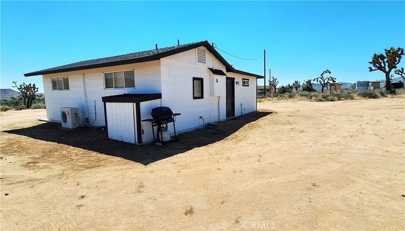 2210 Cottontail Road