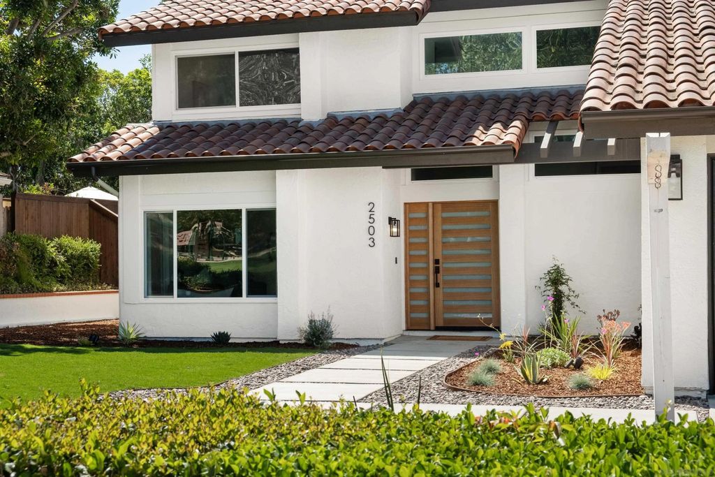 Photo of 2503 La Macarena Ave, Carlsbad, CA 92009 (MLS # 260008008)