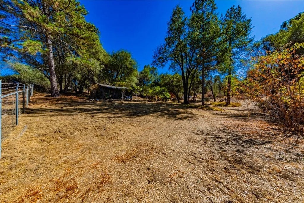 Photo of 0 Daisy, Oakhurst, CA 93644 (MLS # FR26230322)