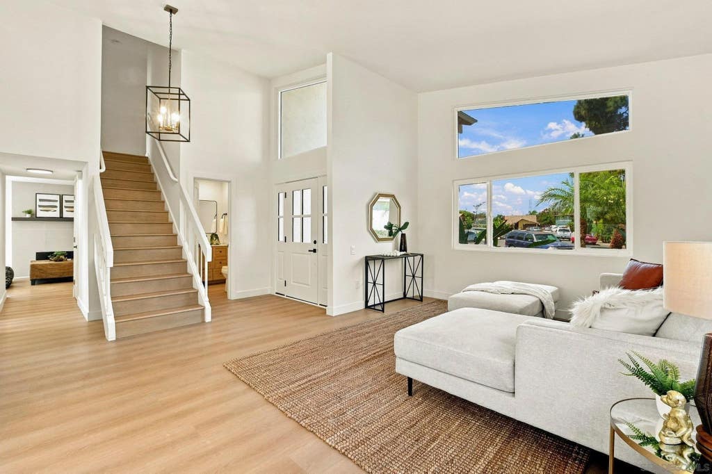 Photo of 1598 Woodlark Ct, Chula Vista, CA 91911 (MLS # 260019751)