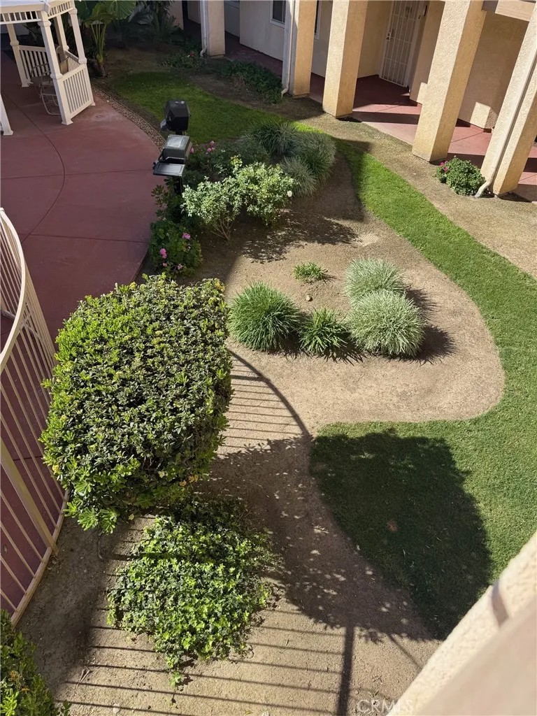 130 S Barranca 212