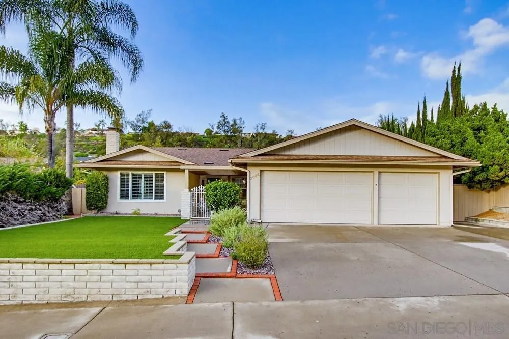 2086 Valley Lake Drive