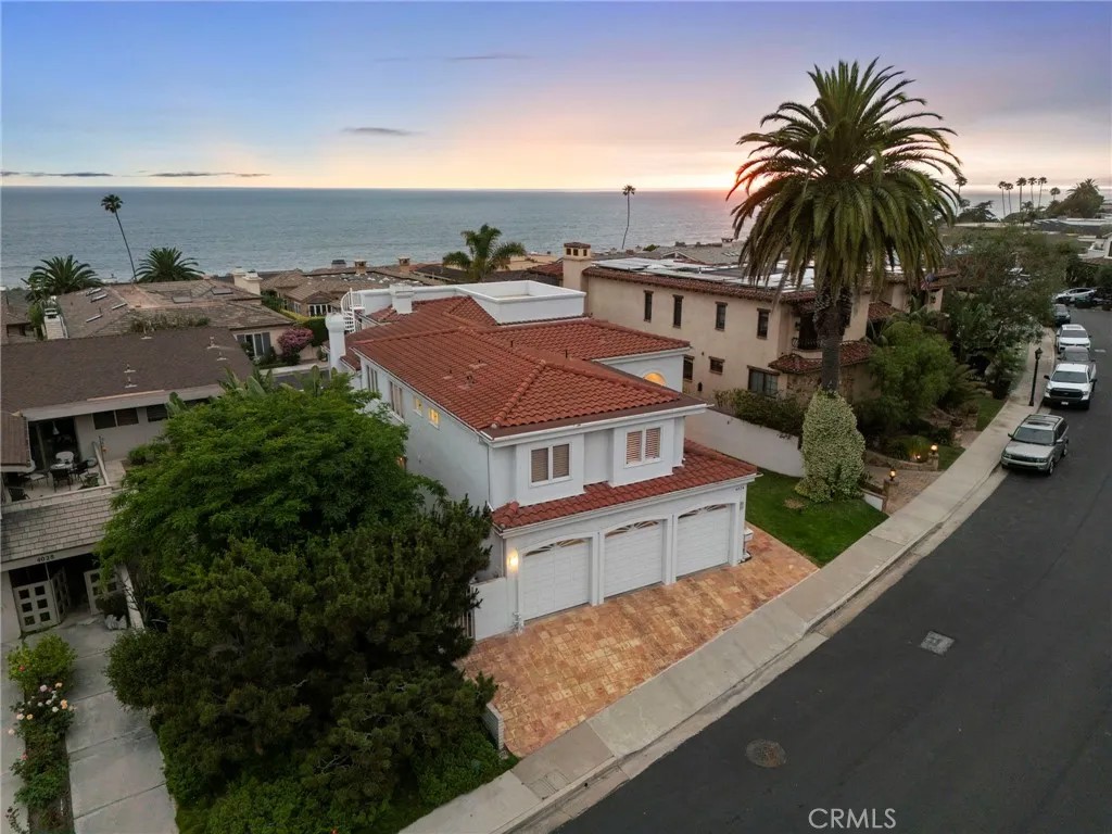 4026 Calle Lisa