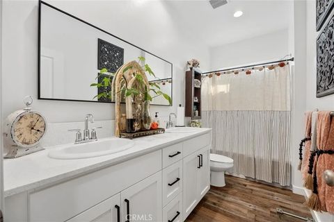 Tiny photo for 7600 Emerald Green, Bakersfield, CA 93313 (MLS # PI25250899)