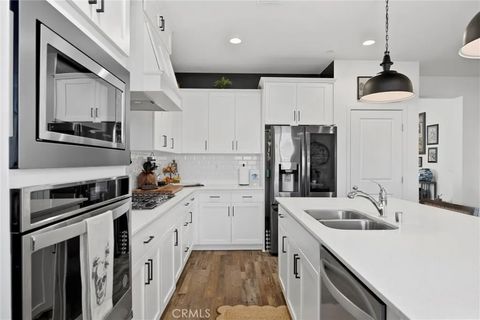 Tiny photo for 7600 Emerald Green, Bakersfield, CA 93313 (MLS # PI25250899)