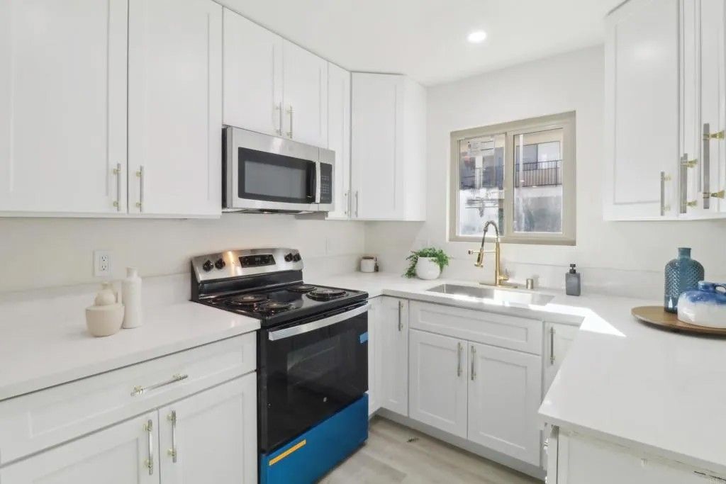 Photo of 3535 Monroe Ave #5, San Diego, CA 92116 (MLS # PTP2508582)