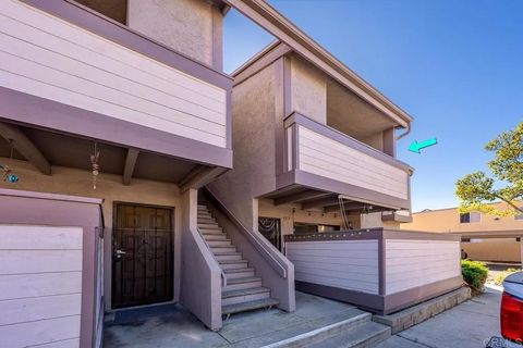 Tiny photo for 9130 Gramercy Dr #403, San Diego, CA 92123 (MLS # NDP2510192)