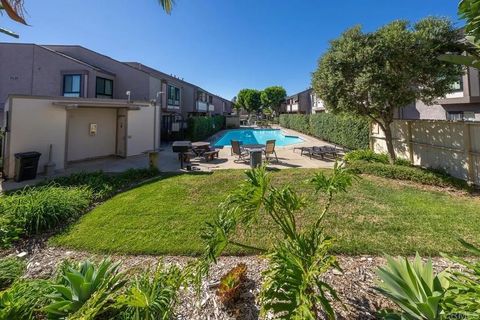 Tiny photo for 9130 Gramercy Dr #403, San Diego, CA 92123 (MLS # NDP2510192)