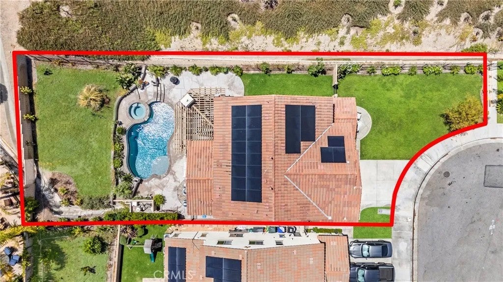 28200 Nield Court