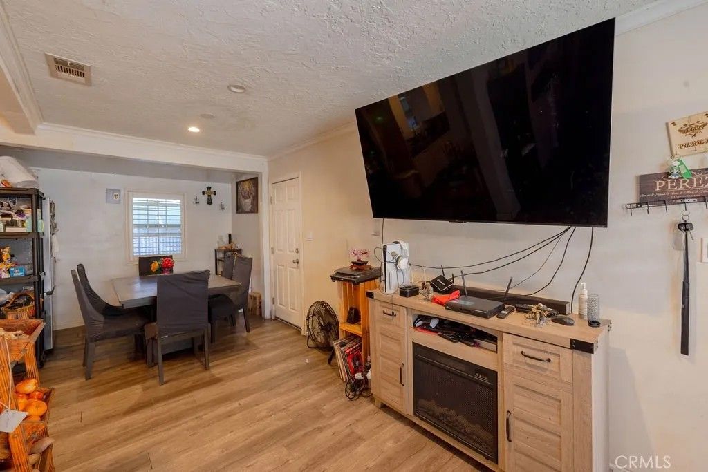 Photo of 13360 Kelowna St, Arleta, CA 91331 (MLS # SR26077163)