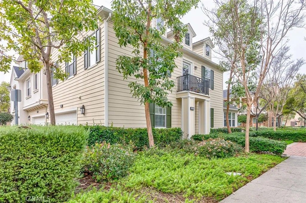 Photo of 15220 Cambridge St, Tustin, CA 92782 (MLS # PW26012361)