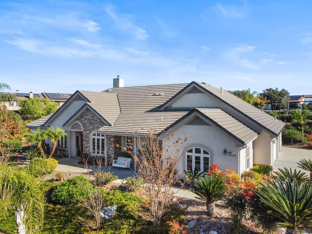 Photo of 28373 Cavalier Ct, Escondido, CA 92026 (MLS # 260004561)