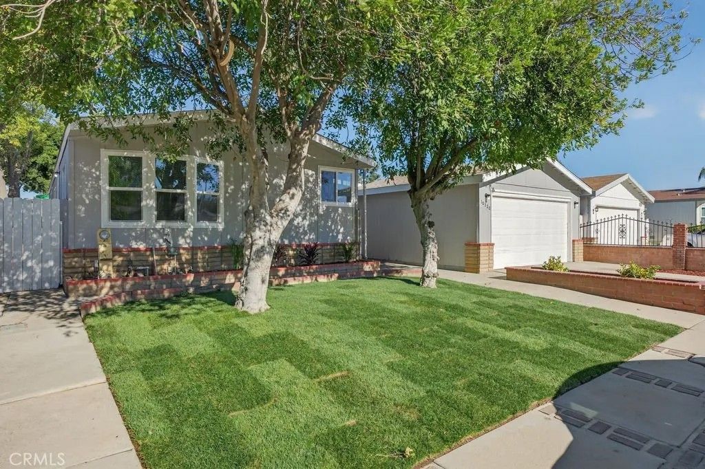 Photo of 10320 Wrangler Way, Corona, CA 92883 (MLS # CV25273662)
