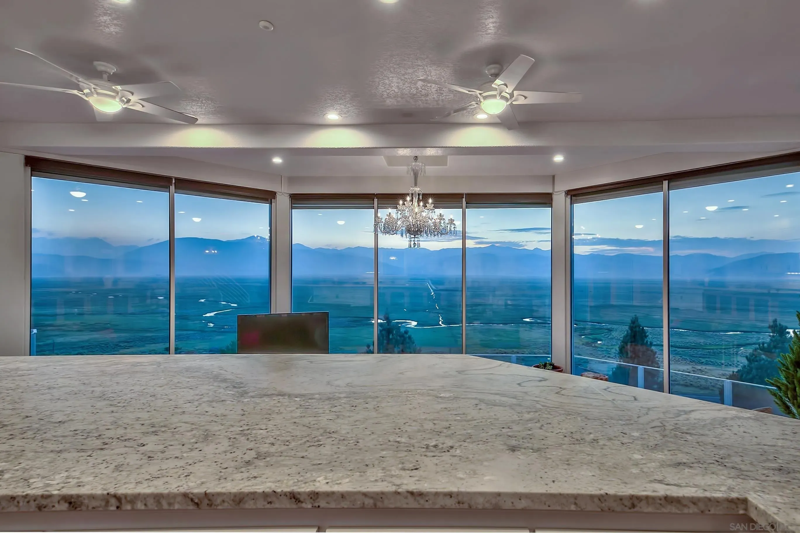 Bridgeport, California 93517, United States, 4 Bedrooms Bedrooms, ,4 BathroomsBathrooms,Residential,Active,62403