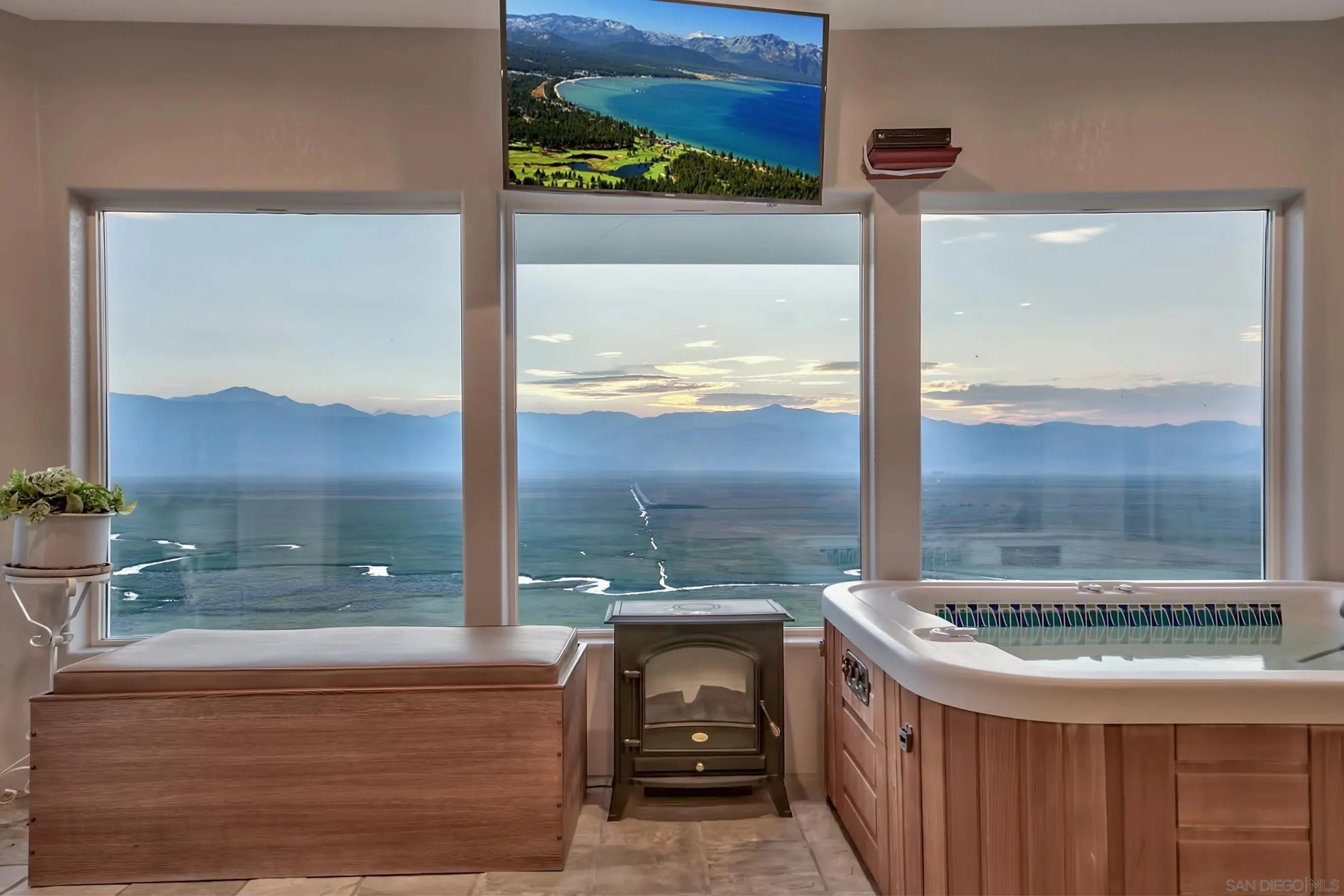 Bridgeport, California 93517, United States, 4 Bedrooms Bedrooms, ,4 BathroomsBathrooms,Residential,Active,62403