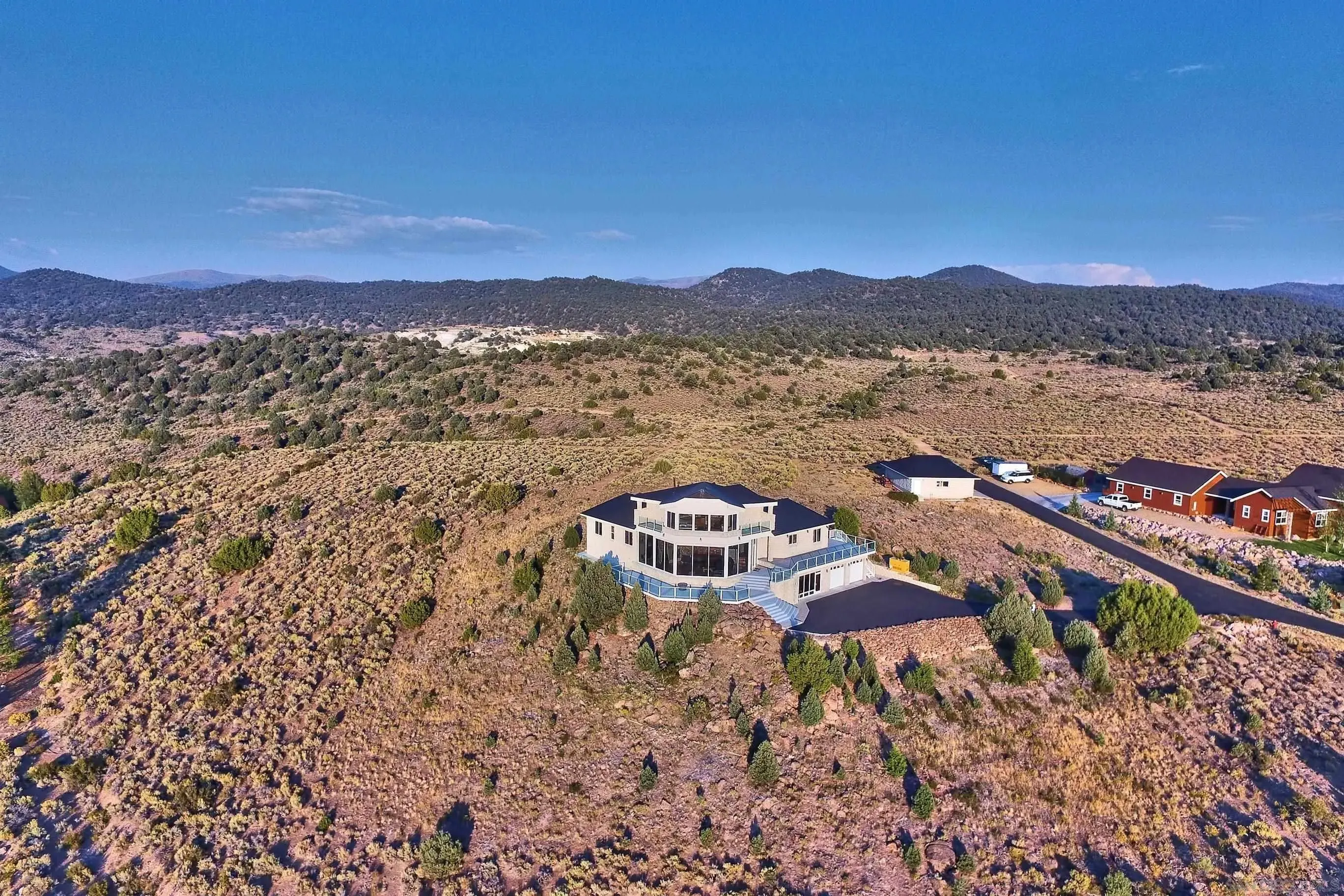 Bridgeport, California 93517, United States, 4 Bedrooms Bedrooms, ,4 BathroomsBathrooms,Residential,Active,62403