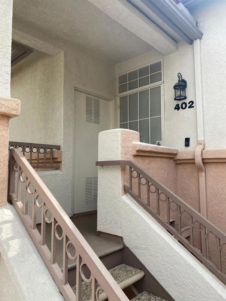 11422 Via Rancho San Diego