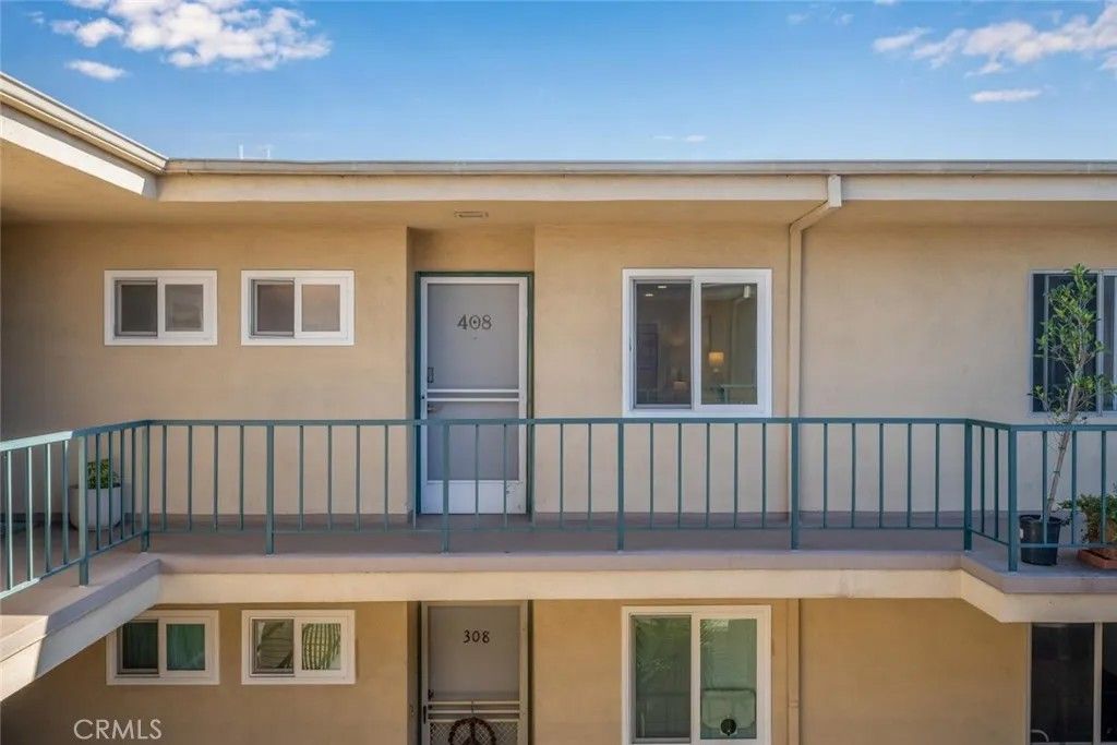 Photo of 3665 E 1st Street #408, Long Beach, CA 90803 (MLS # PW26012055)