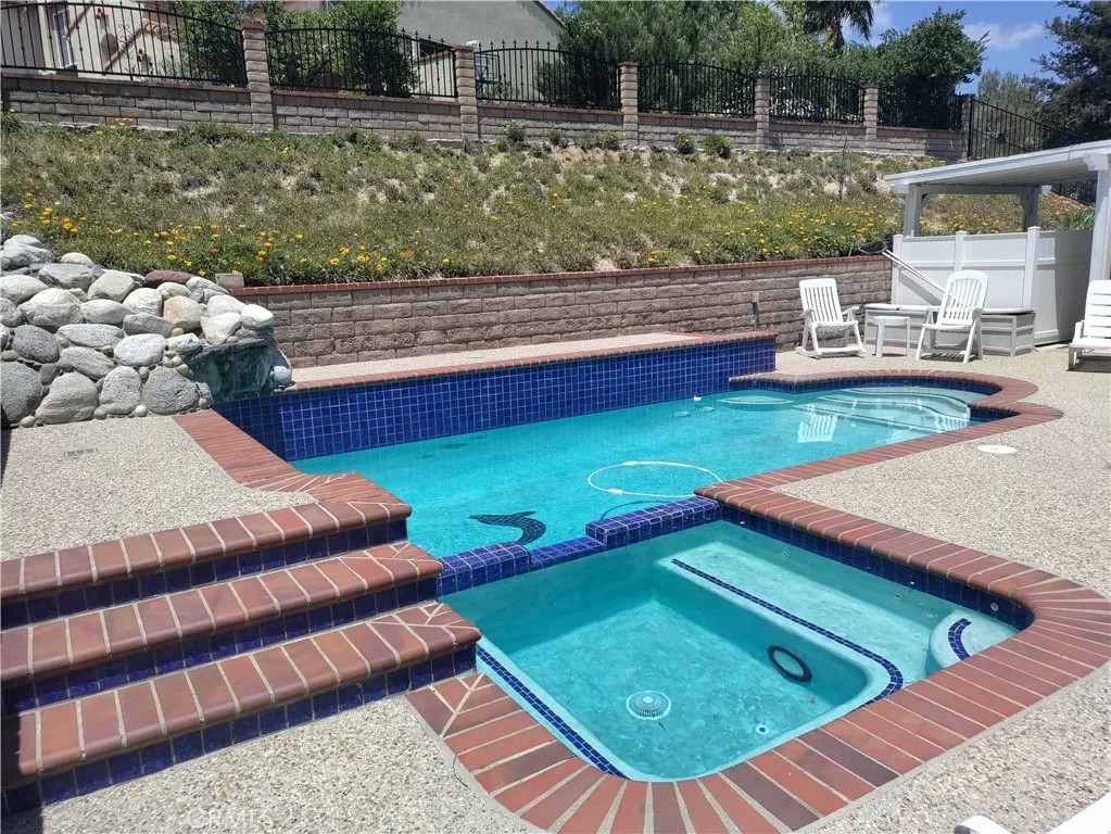 25225 Sagecrest Circle