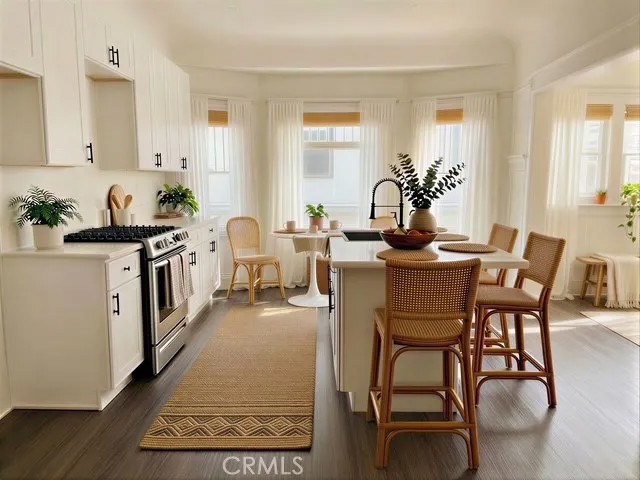 1334 S Berendo Street