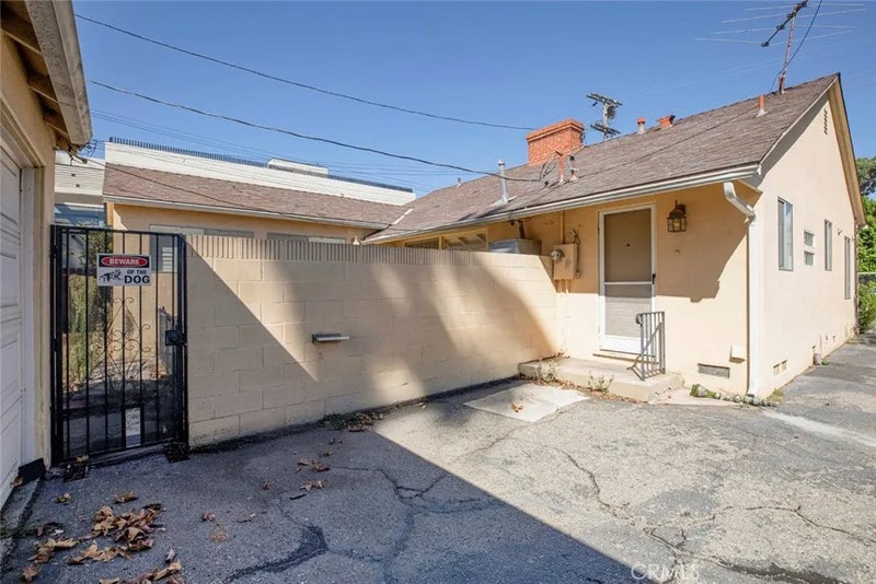 12922 Addison