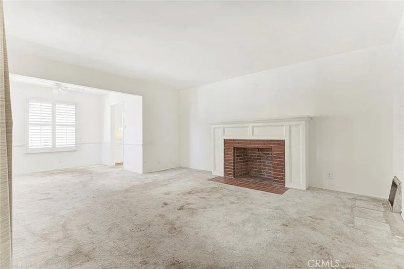 12922 Addison