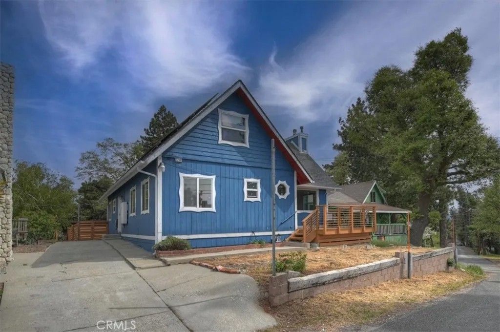 Photo of 22680 Valley View, Crestline, CA 92325 (MLS # IG26083825)